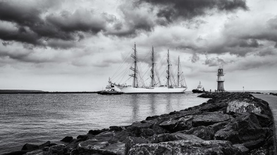 20190414_warnemuende_ostmole_westmole_leuchttuerme_0058